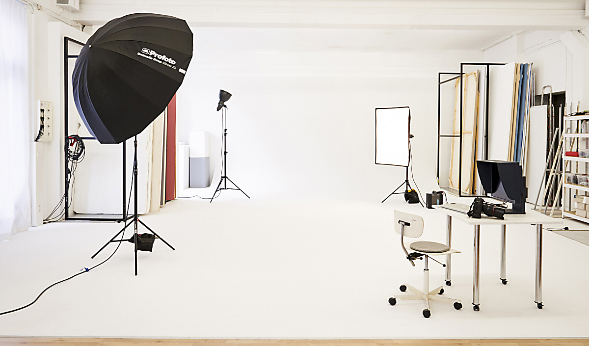 WG-Mietstudio-Foto-Filmproduktion-Karlsruhe-Studio-Hohlkehle